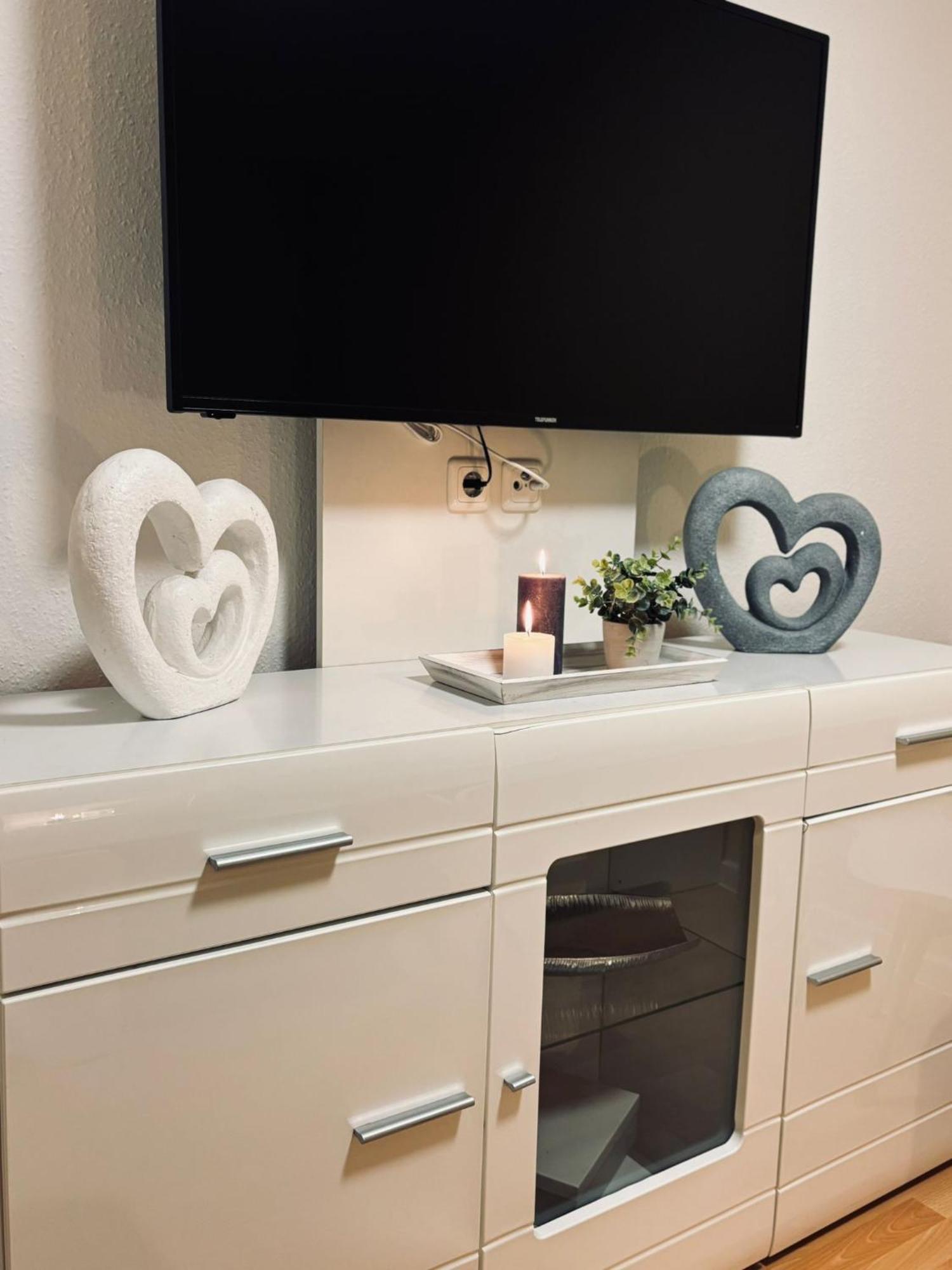 Schoene Ferienwohnung Ueber Den Daechern Von Плауен Екстериор снимка