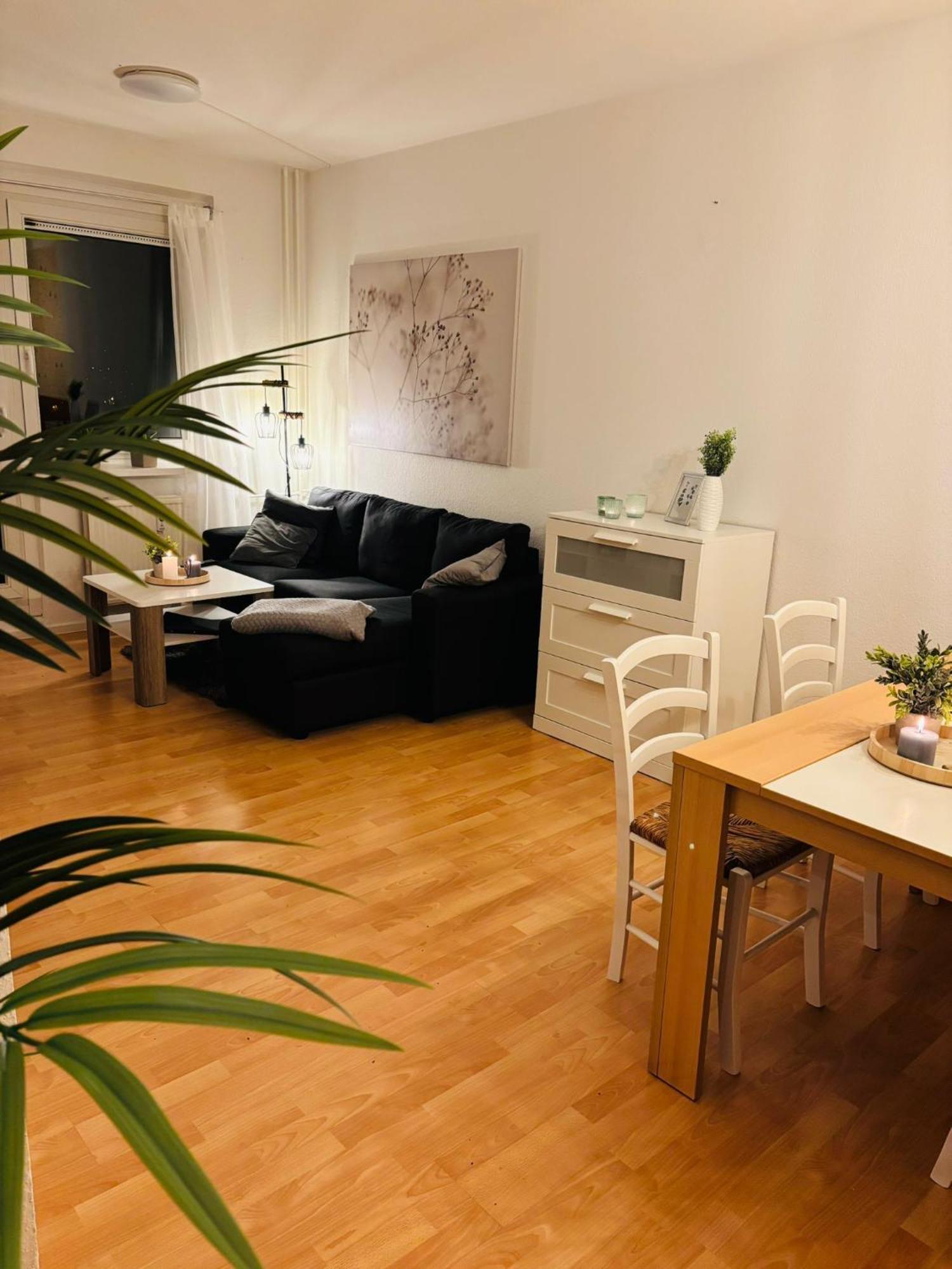 Schoene Ferienwohnung Ueber Den Daechern Von Плауен Екстериор снимка