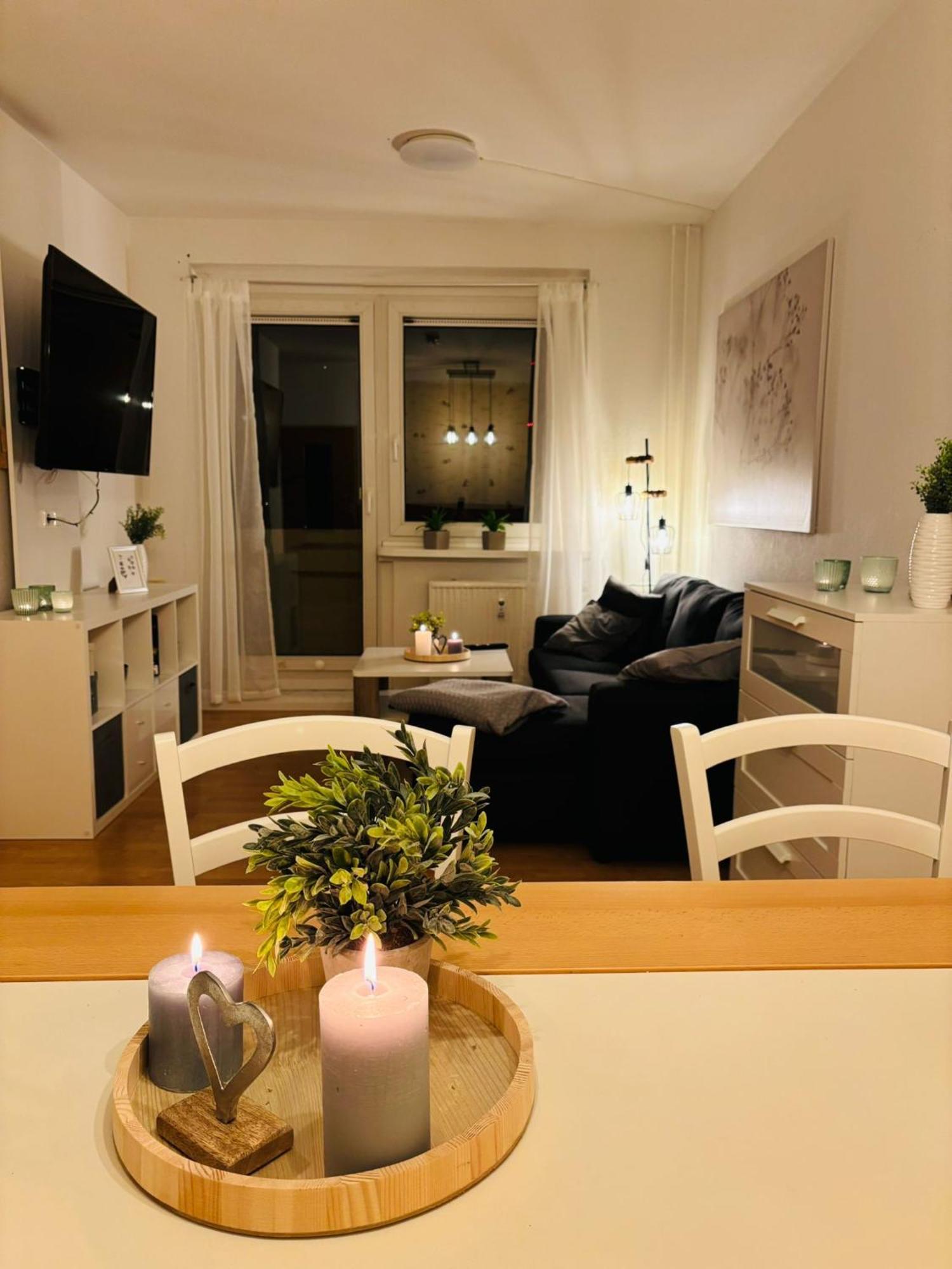 Schoene Ferienwohnung Ueber Den Daechern Von Плауен Екстериор снимка